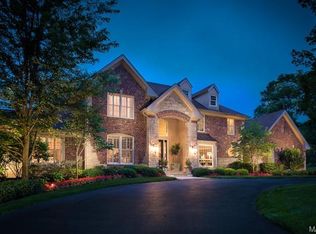 14 Geyer Wood Ln, Saint Louis, MO 63131