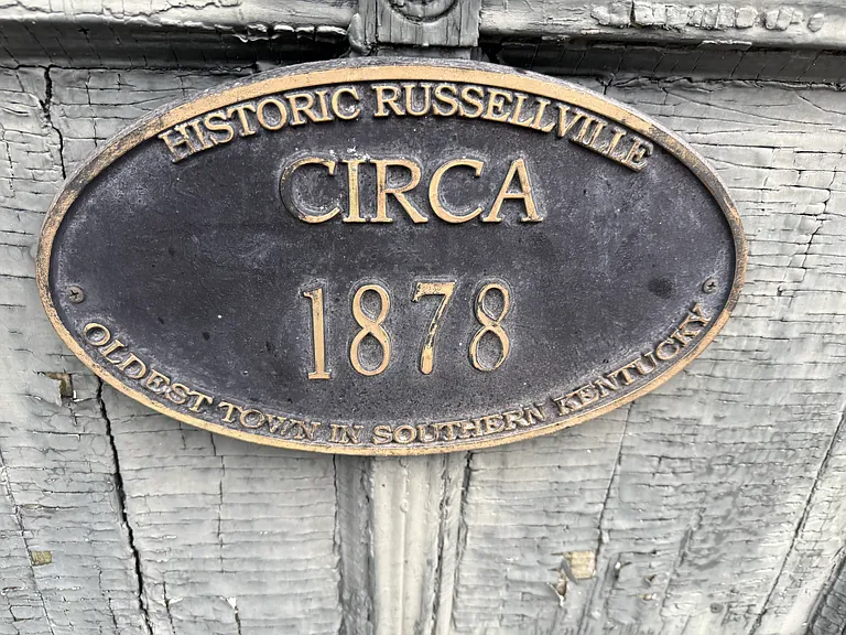 187 S Main St — Photo 17