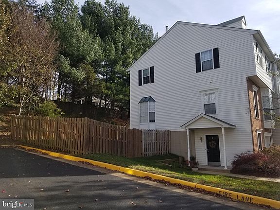 2nd image of 530 Breckinridge Sq SE