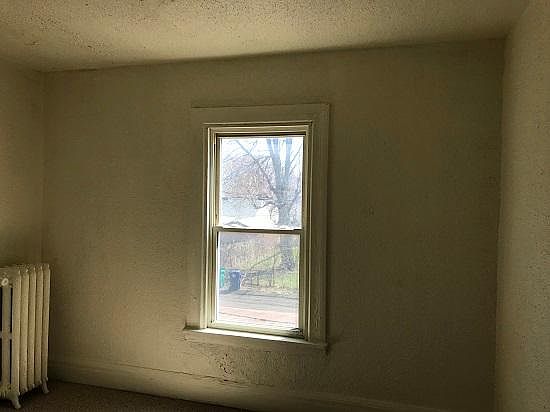 4th image of 3327 Royal Ave #2