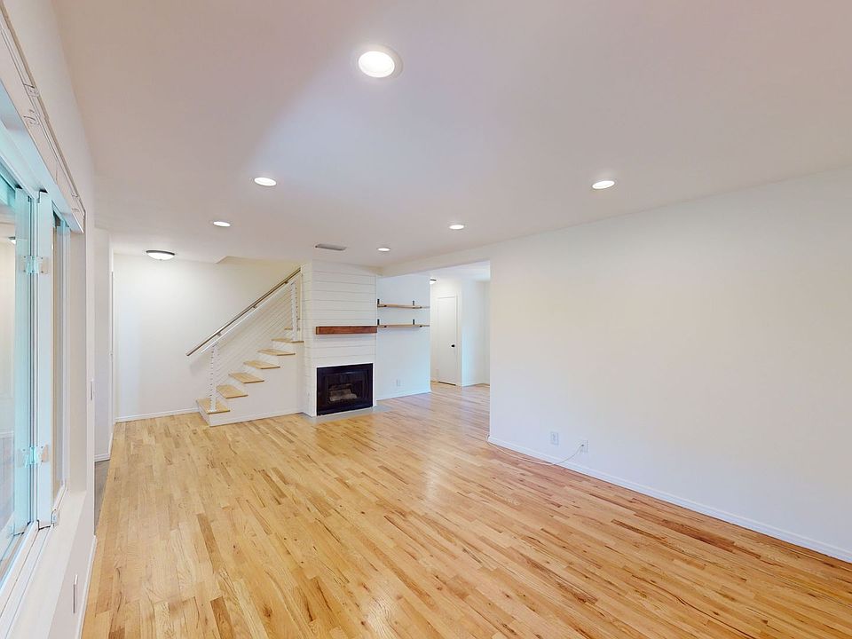1st image of 2048 E Villa St APT 2