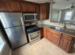 38 Dakota St APT 8, Buffalo, NY 14216
