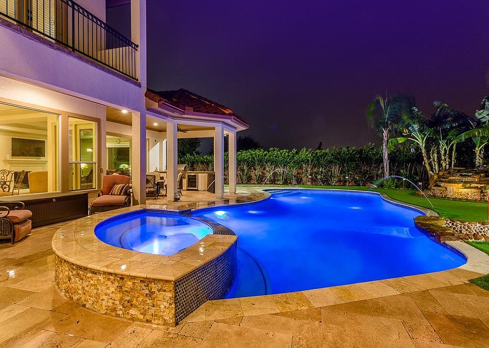 1st image of 69 Sunset Park Ln