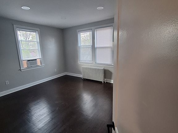 5th image of 3806 39th St APT 3