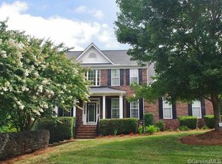 3228 Planters Ridge Rd, Charlotte, NC 28270