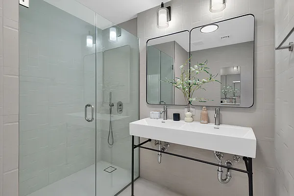 Bathroom, photo 2