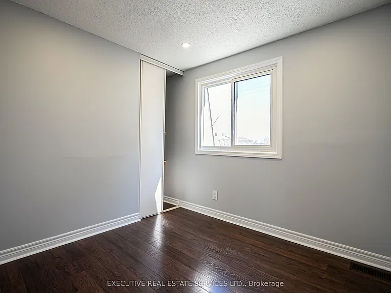 131 Rockwood Ave #18 — Photo 20