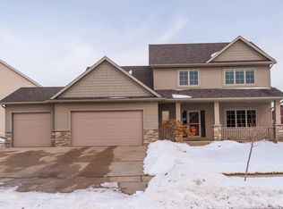 6412 Summit Pointe Rd NW, Rochester, MN 55901