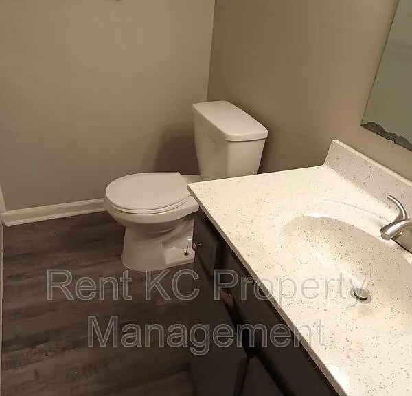 7013 Orchard St — Photo 44