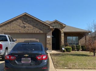 6624 Friendsway Dr, Fort Worth, TX 76137