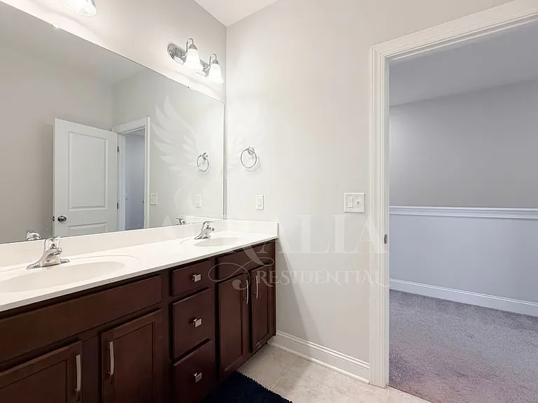 1306 Farm Pond Trl — Photo 24