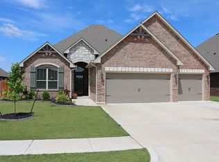 2405 Wyatt Way, Yukon, OK 73099