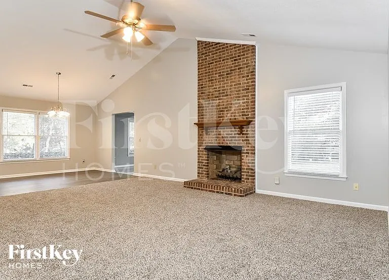 3501 Cardinal Ridge Dr — Photo 4