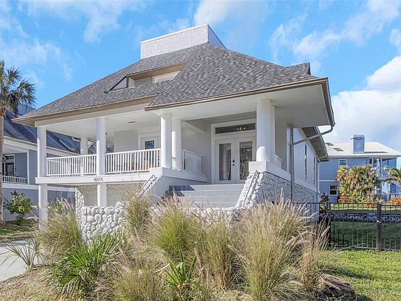 2nd image of 6015 Barefoot Ct