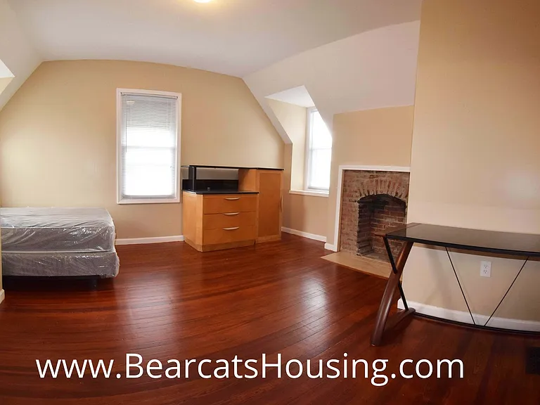 4 Edwards St #222 — Photo 3