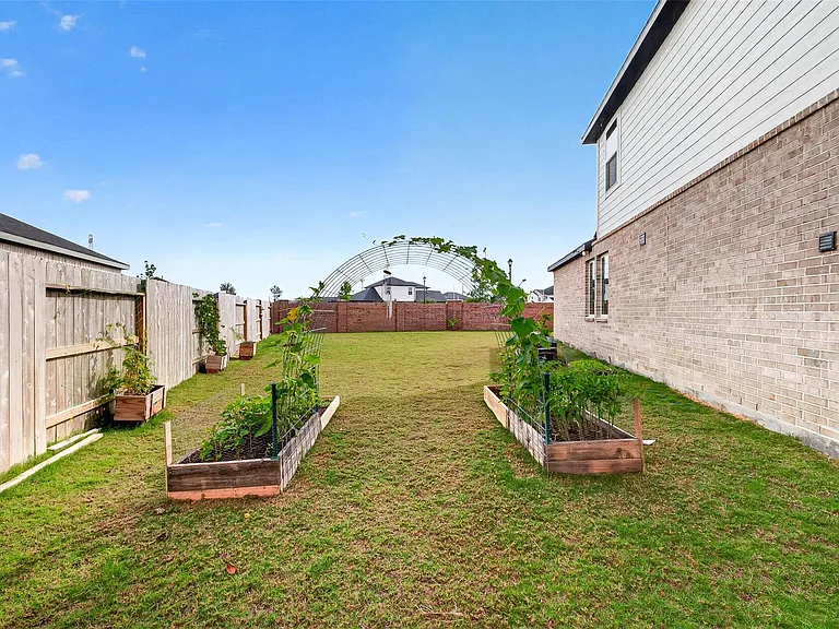21831 Tallulah River Dr — Photo 39