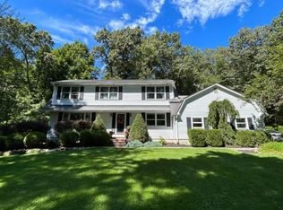 12 Tracey Ln, Sparta, NJ 07871