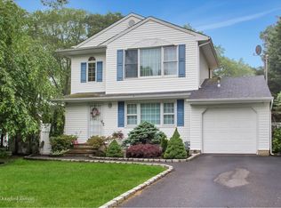 100 Joline Rd, Port Jefferson Station, NY 11776