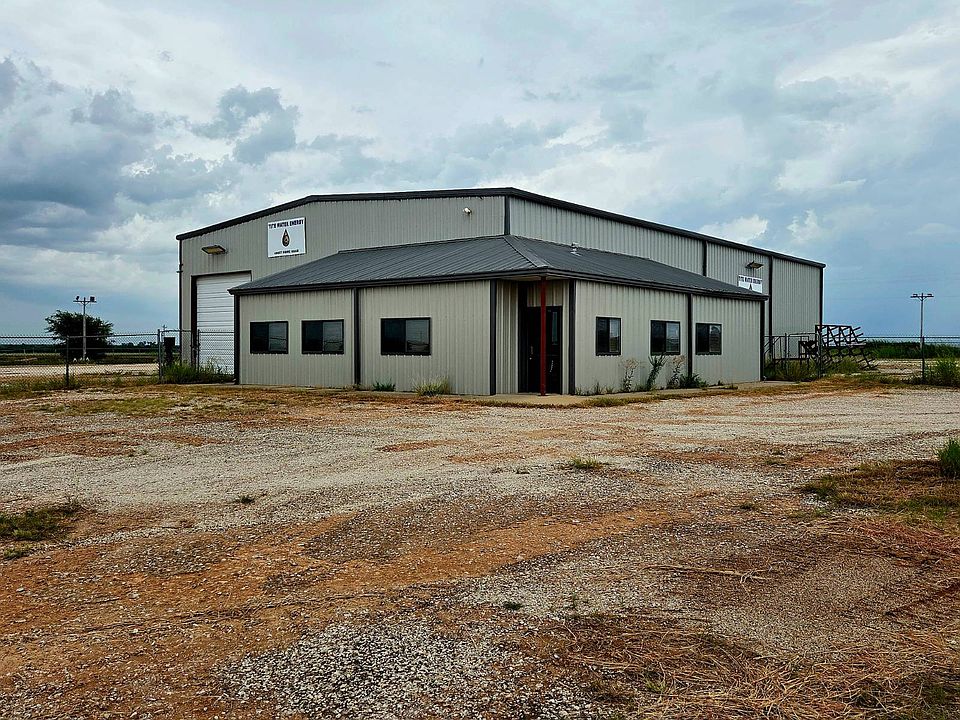 1st image of 46457 Howe Rd