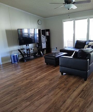 5th image of 231 Woodcreek Cir