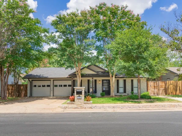 7002 Whispering Oaks Dr, Austin, TX 78745