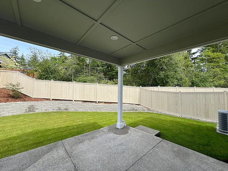 3028 Stephanie Loop NE — Photo 14