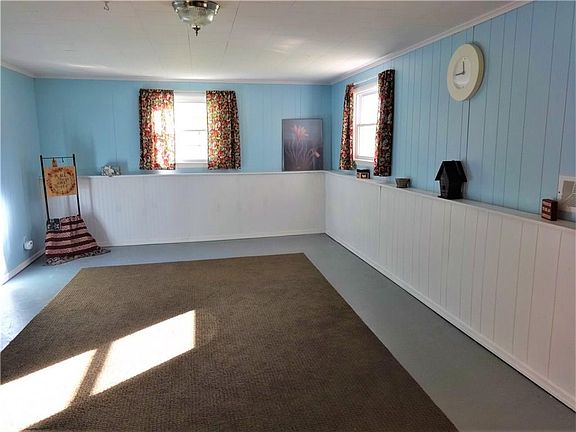 5th image of 22 Palm Desert Dr