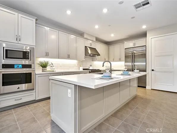 8896 Los Coyotes Dr #250, Buena Park, CA 90621