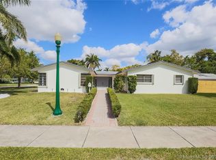 8661 SW 161st Ter, Palmetto Bay, FL 33157
