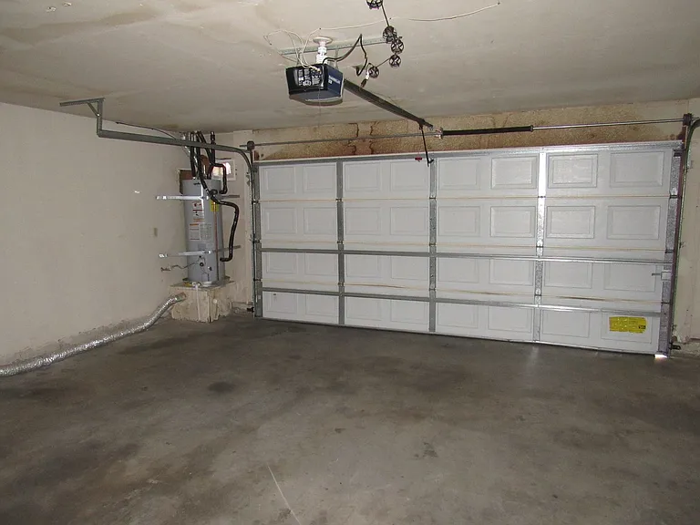43941 18th St E — Photo 10