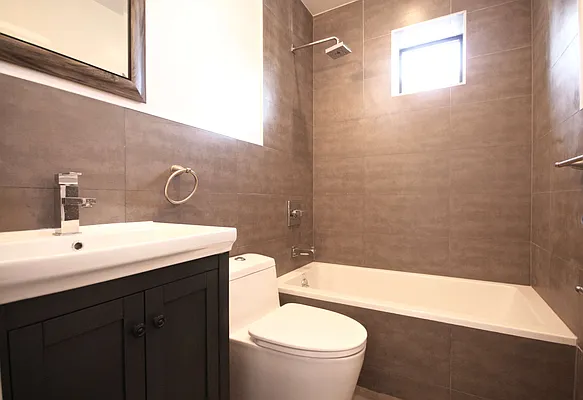 Rented by Makover Group Inc | media 41