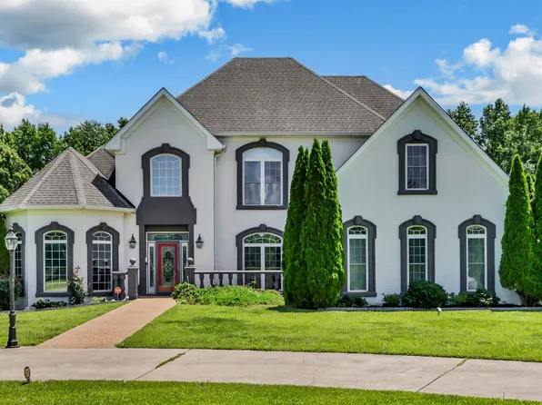 865 Butts Dr, Clarksville, TN 37042