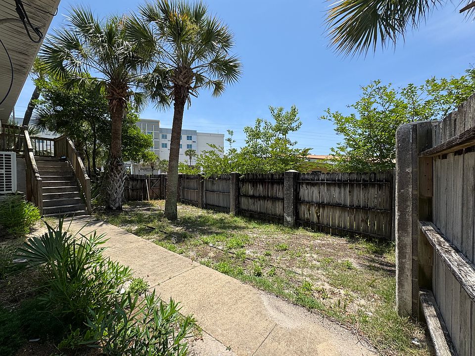 Fenced in private outdoor area