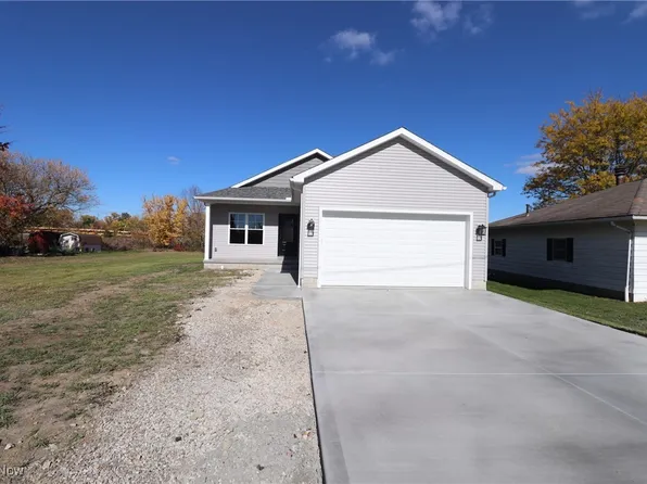 151 Garden St, Creston, OH 44217