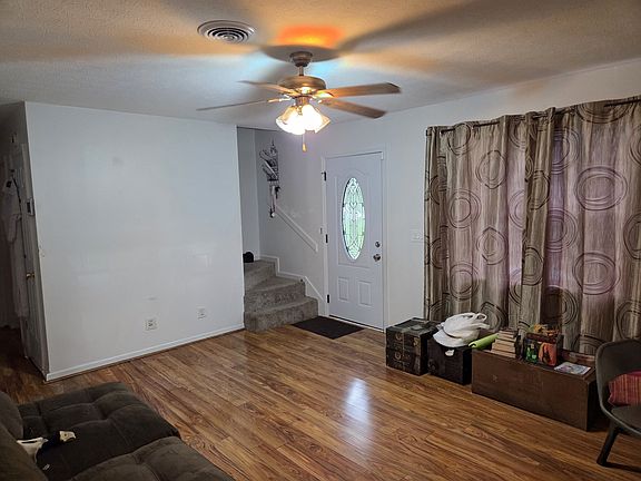 3rd image of 2202 Rosecliff Dr
