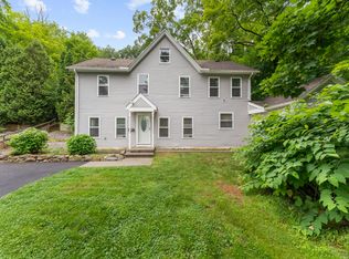 24 Main St, East Hampton, CT 06424