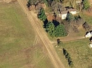 9235 Nicholson Rd, Fowlerville, MI 48836