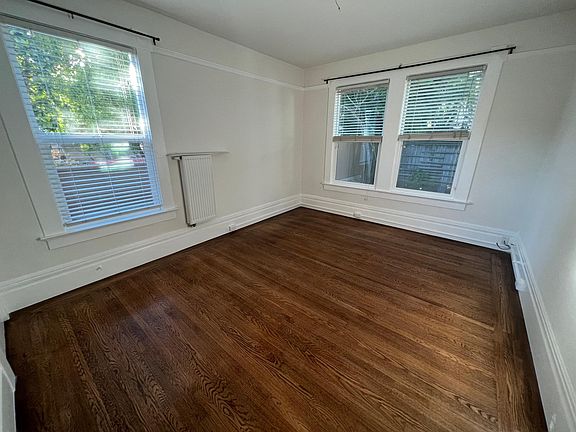 3rd image of 3122 Sacramento St