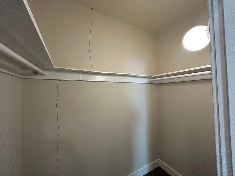 935 Pine St #1372R — Photo 9