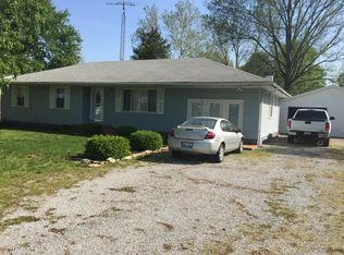 174 W Denton St, Shawneetown, IL 62984