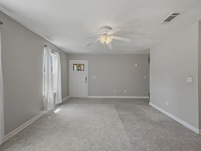 3288 Rainwood Dr — Photo 5