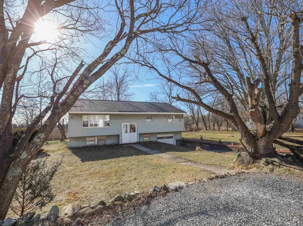 13 South Main Street, Derry, NH 03038