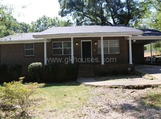 700 Twin Ridge Dr, Bessemer, AL 35020