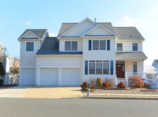 1308 Wickford Ln, Lanoka Harbor, NJ 08734