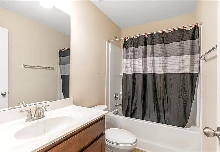 951 Elyse Springs Ct — Photo 35