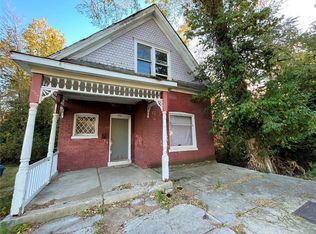 913 Milnor St, Alton, IL 62002