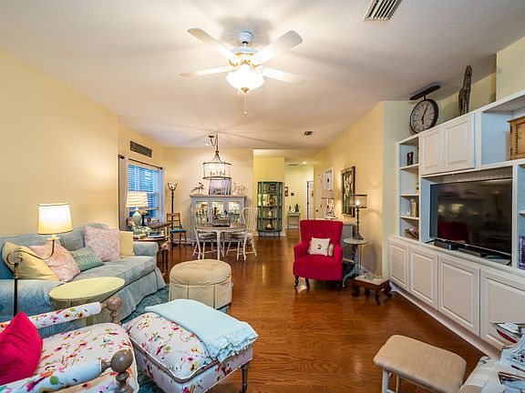 4th image of 100 S Matanzas Blvd