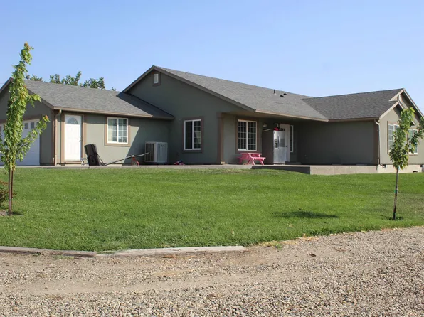 6992 Van Belle Rd, Sunnyside, WA 98944