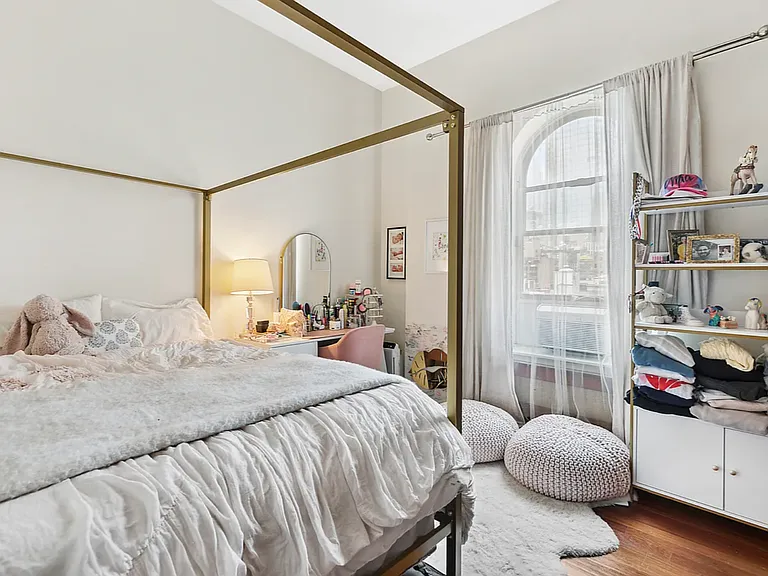 65 W 70th St #6S — Photo 6