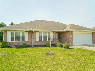 1784 Primrose Ln, Fairborn, OH 45324